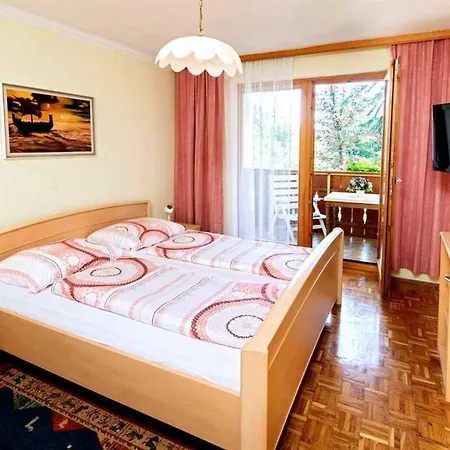 Hotel Strandpension Waldperle